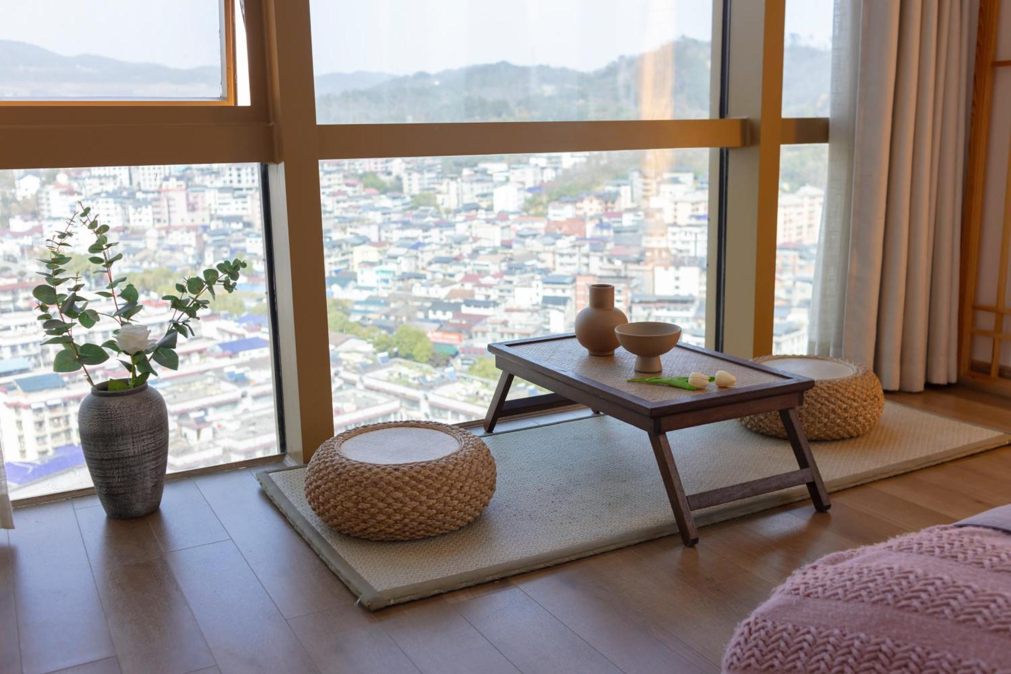 Midsummer Homestay Zhangjiajie Buitenkant foto