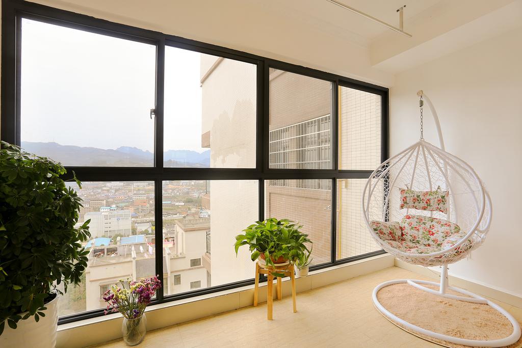 Midsummer Homestay Zhangjiajie Buitenkant foto