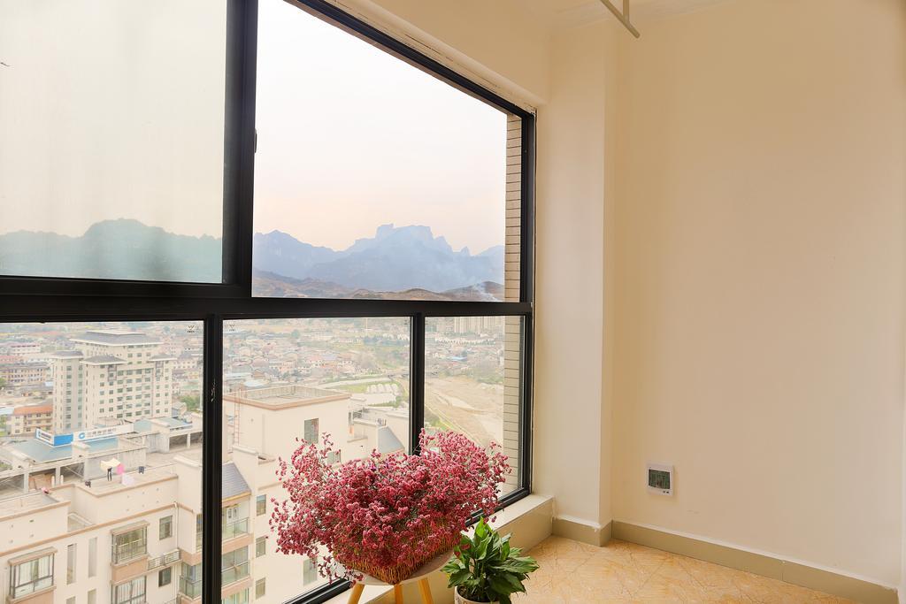 Midsummer Homestay Zhangjiajie Buitenkant foto